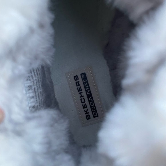 NWT Skechers Goga Mat Cream On The Go City 2 Leather Boots Size 8 Wide - Picture 9 of 11